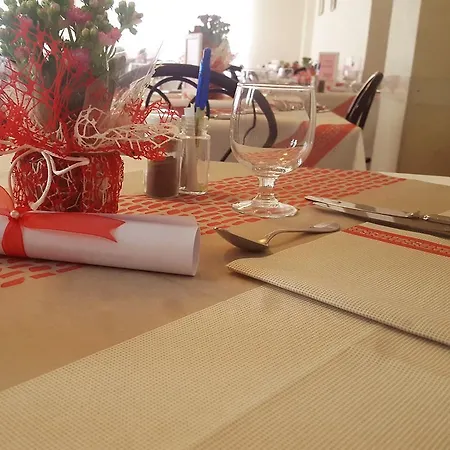 Sabrina Ξενοδοχείο