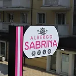Sabrina Hotel 2*
