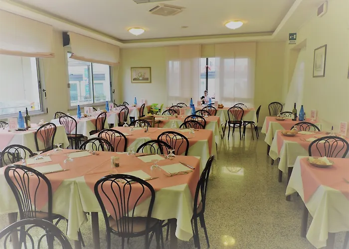 Sabrina Hotel